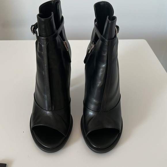 Jil Sander leather peep toe bootie - Picture 2 of 5
